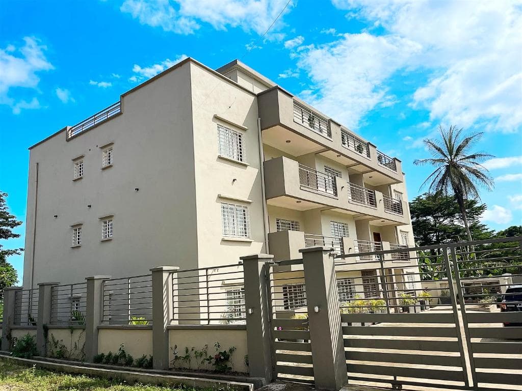 Ahkard Haus