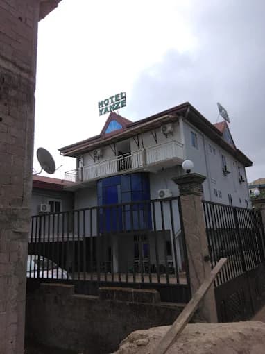 Hotel Yanze Cathedral